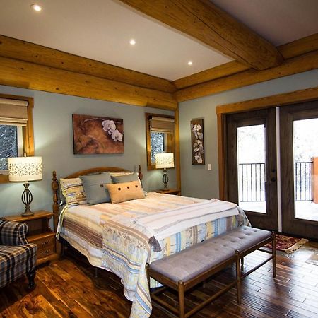 Golden Acres Mountain Lodge エクステリア 写真