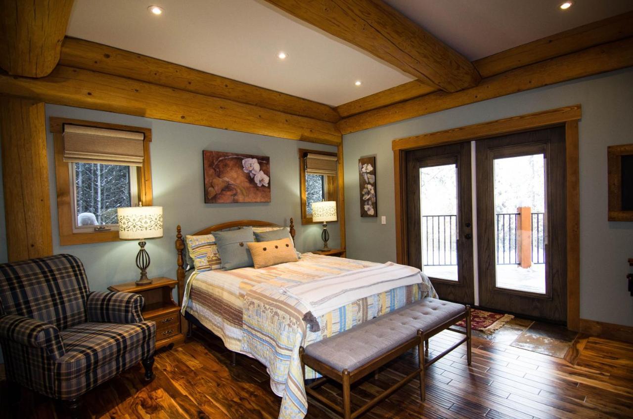 Golden Acres Mountain Lodge エクステリア 写真