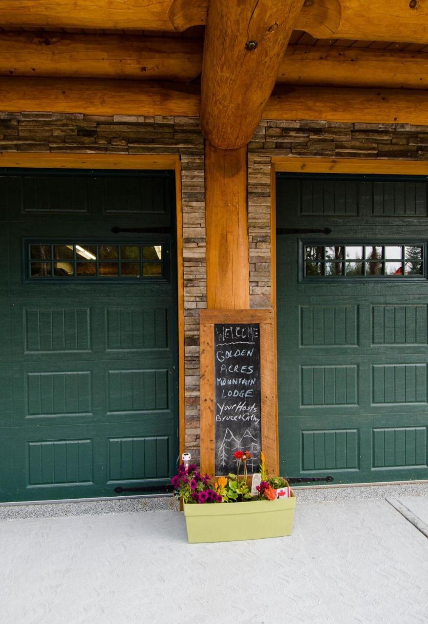 Golden Acres Mountain Lodge エクステリア 写真