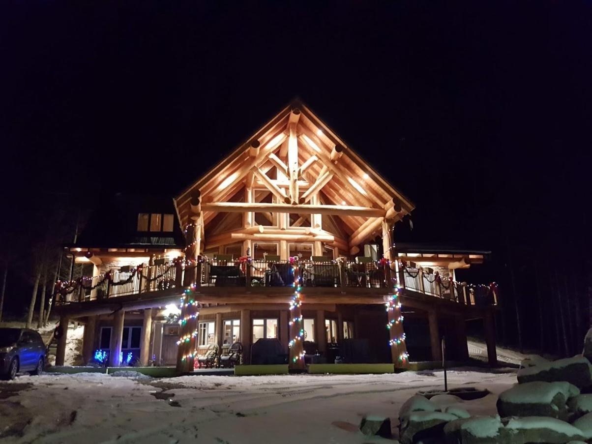 Golden Acres Mountain Lodge エクステリア 写真